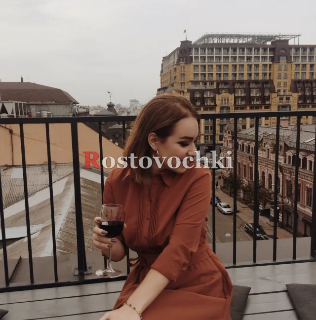 Юния — главное фото