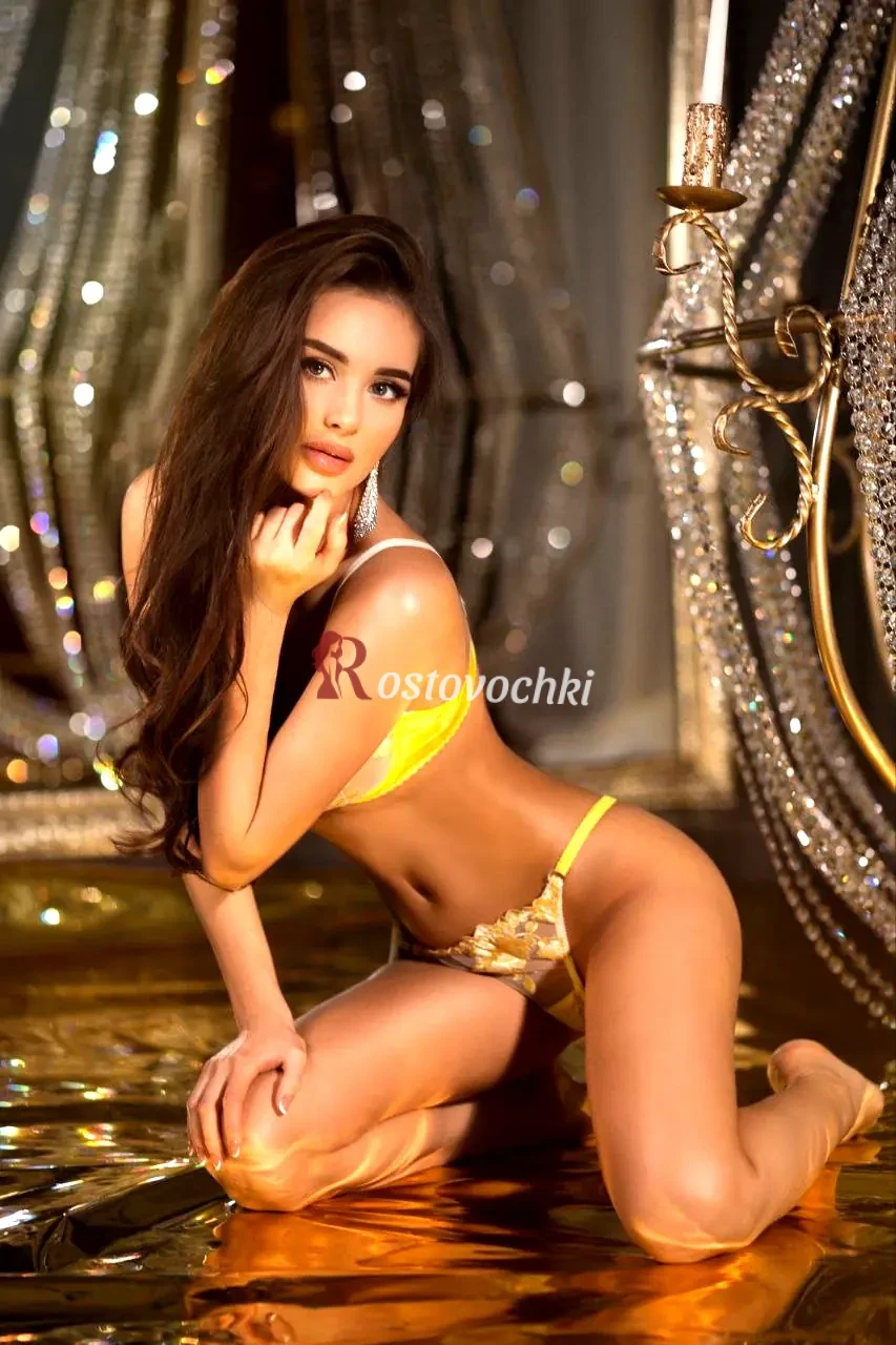 проститутка Анастасия — возраст 27, рост 174, вес 52, размер груди 2