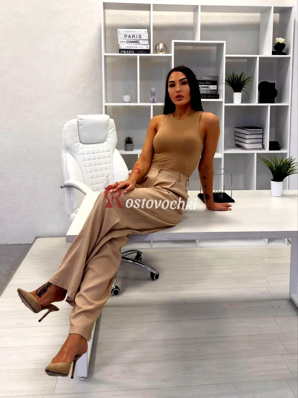 проститутка Адель — возраст 27, рост 179, вес 57, размер груди 2