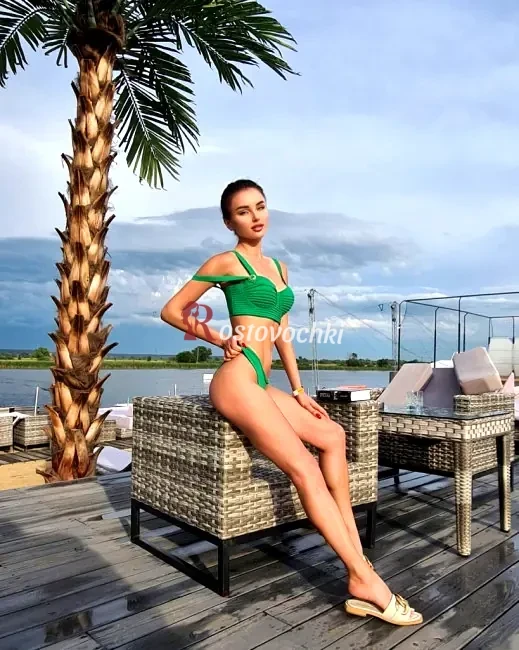 проститутка Алисия — возраст 23, рост 164, вес 49, размер груди 2