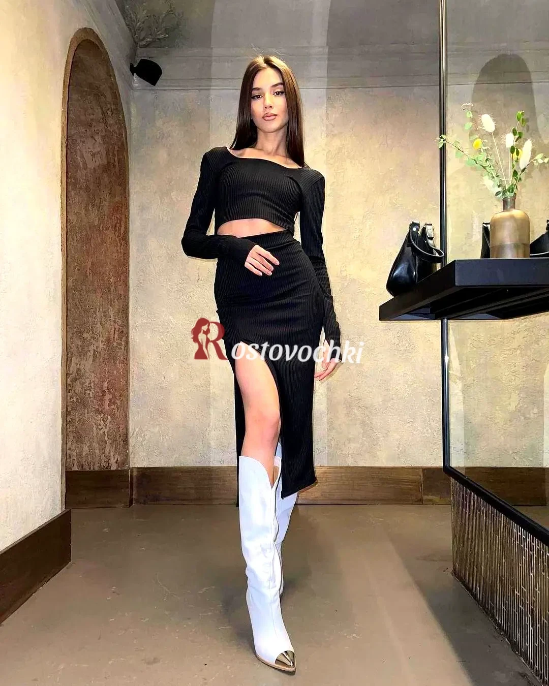 проститутка Дарья — возраст 21, рост 175, вес 54, размер груди 1