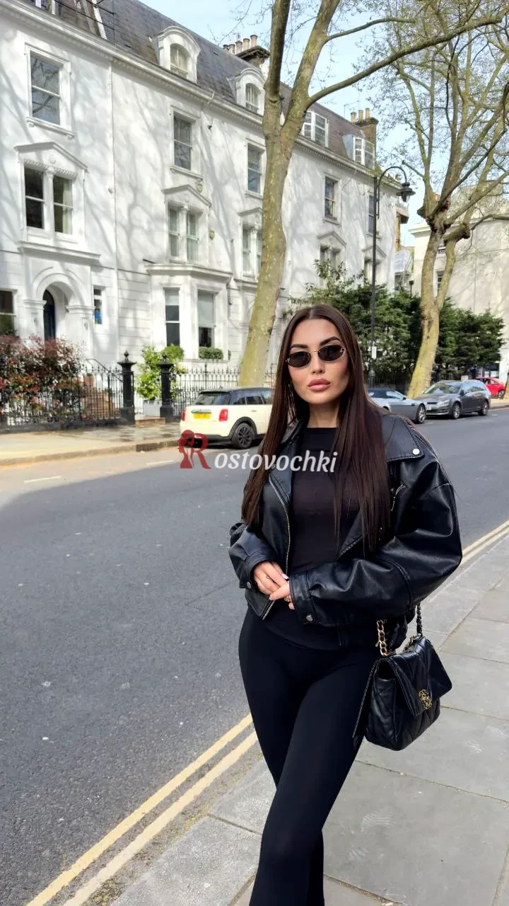 проститутка Адель — возраст 27, рост 179, вес 57, размер груди 2