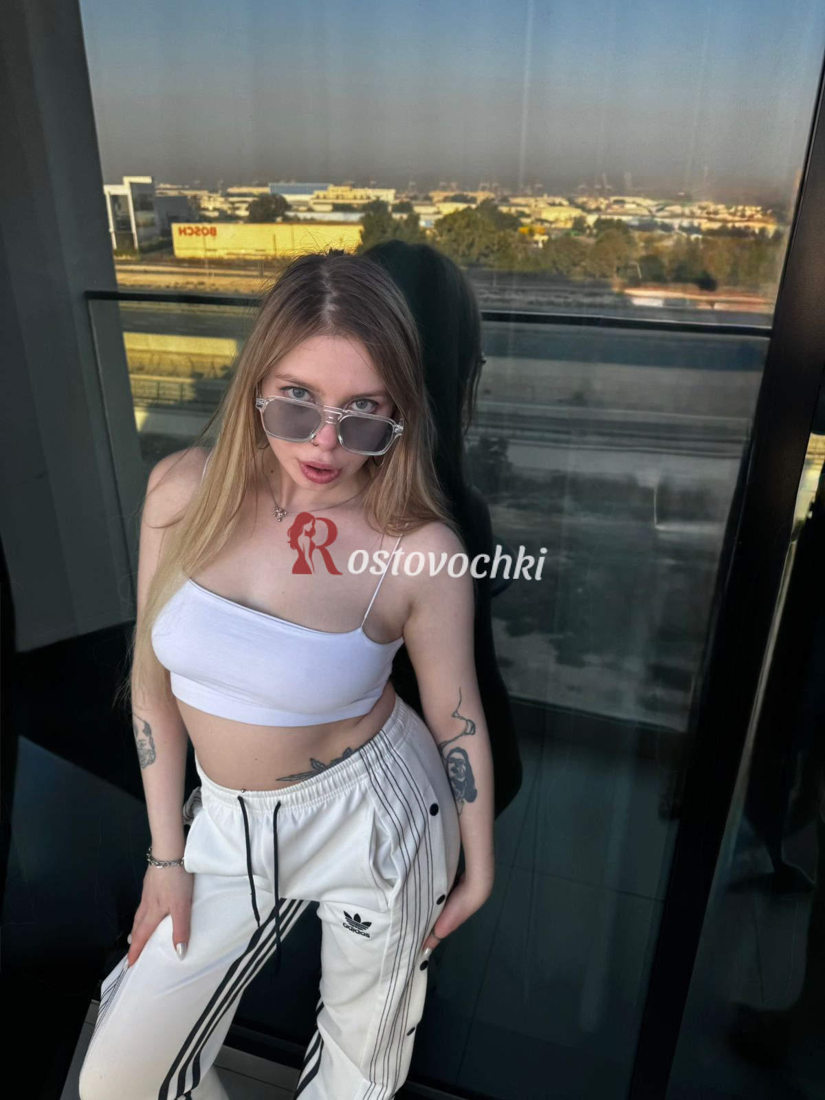 проститутка Миа — возраст 25, рост 163, вес 49, размер груди 2