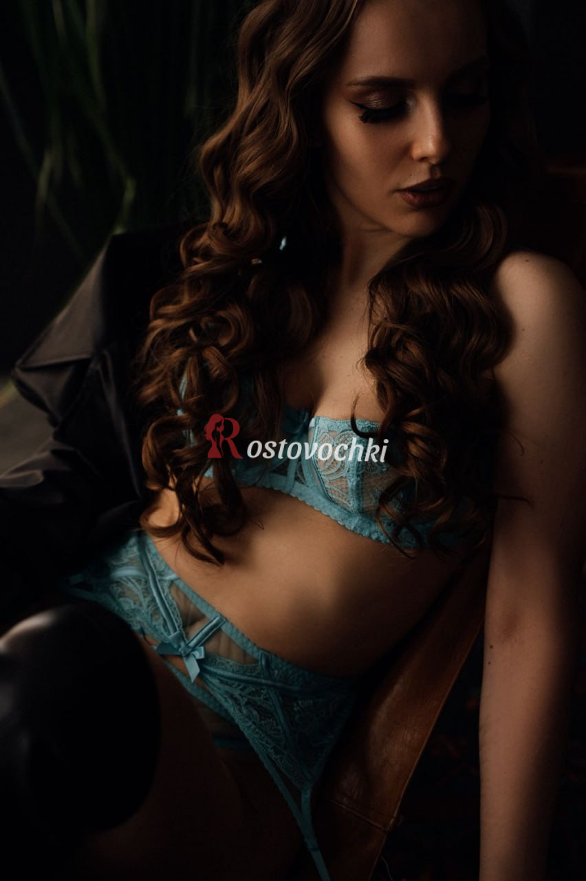 проститутка Влада — возраст 25, рост 170, вес 55, размер груди 3