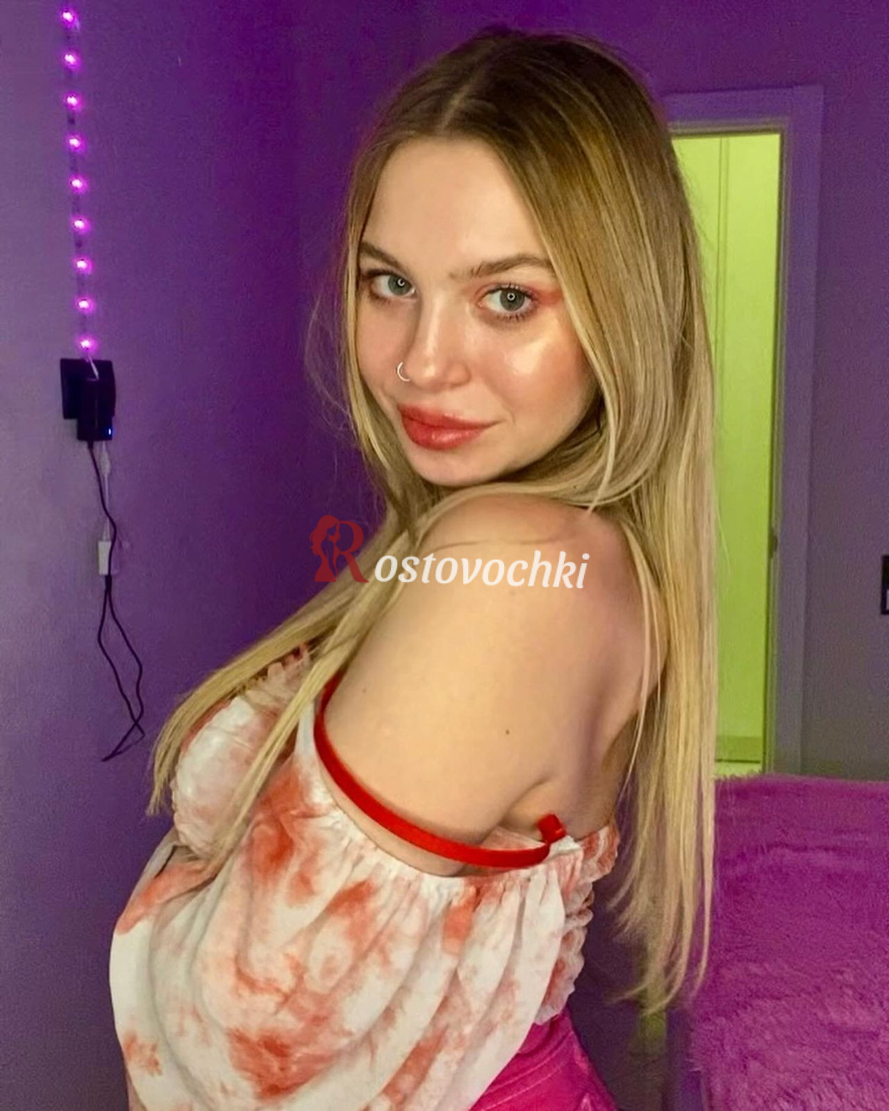 проститутка Миа — возраст 25, рост 163, вес 49, размер груди 2