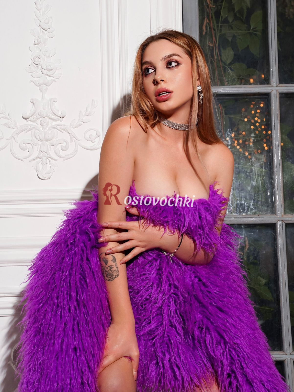 проститутка Миа — возраст 25, рост 163, вес 49, размер груди 2