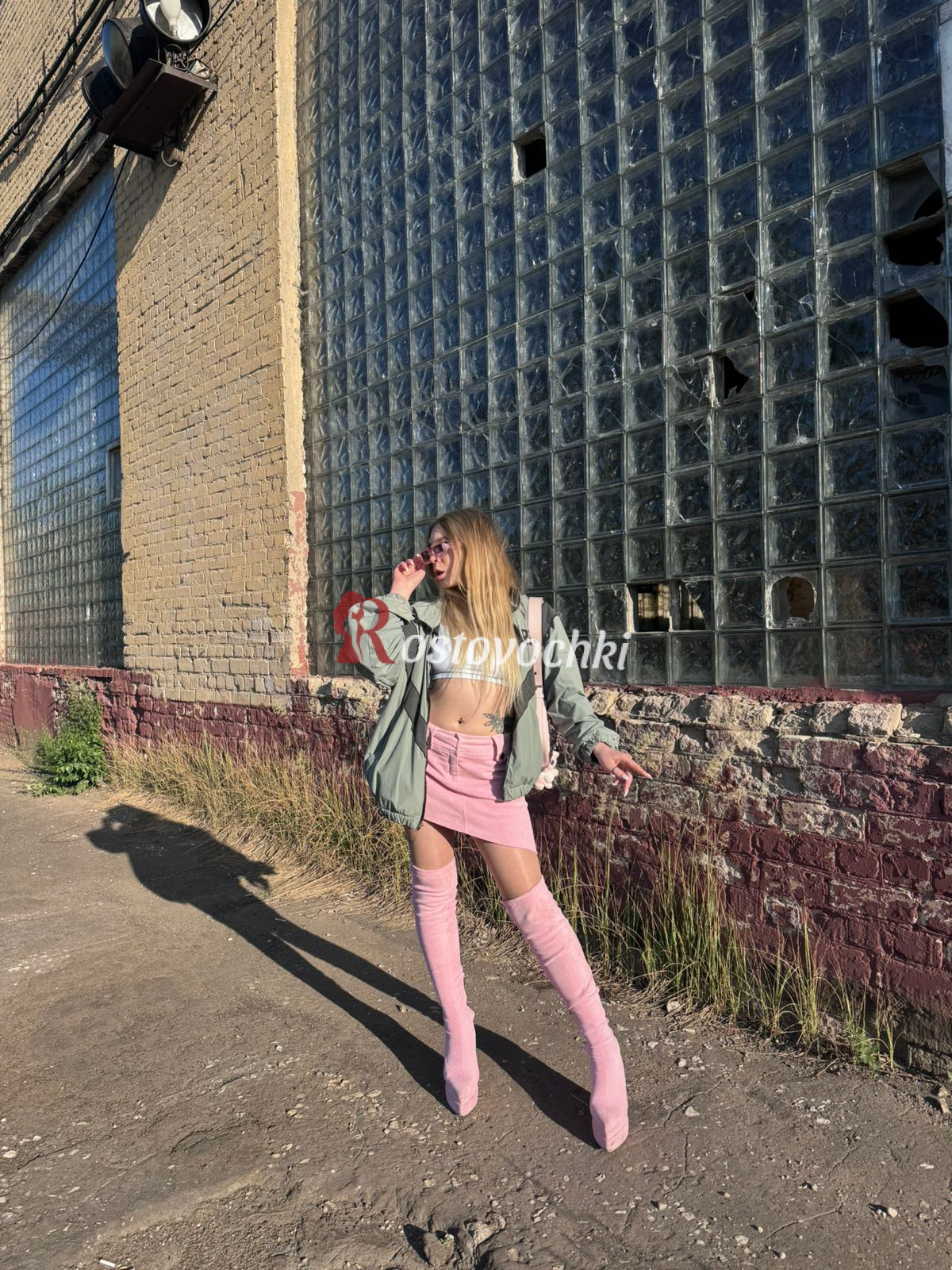 проститутка Миа — возраст 25, рост 163, вес 49, размер груди 2