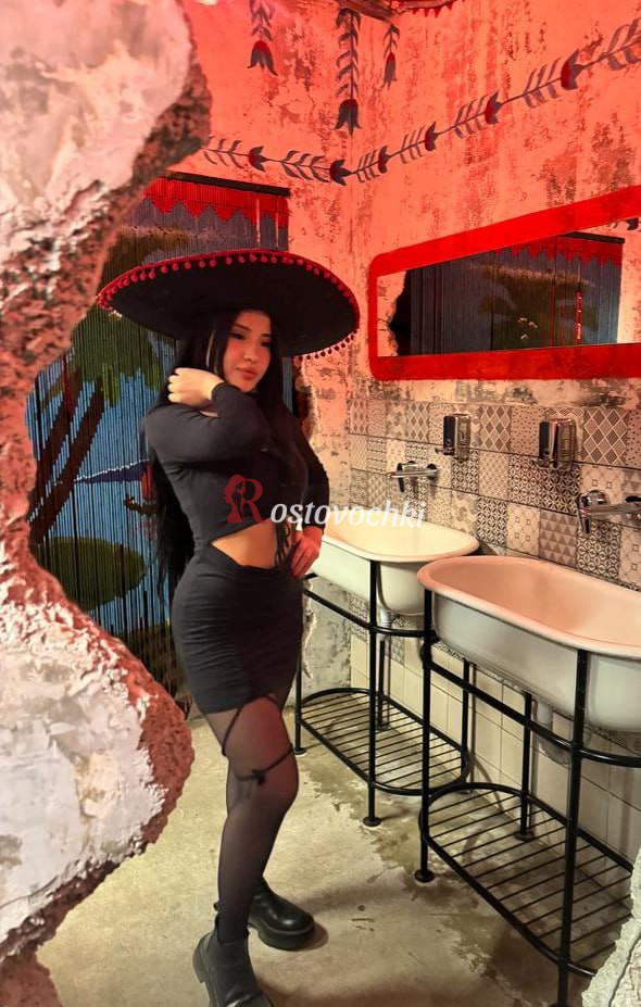 проститутка Ричи — возраст 23, рост 160, вес 57, размер груди 2