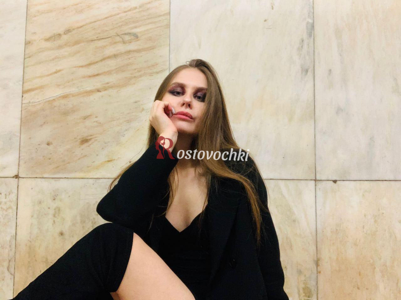 проститутка Джиа — возраст 25, рост 170, вес 50, размер груди 1