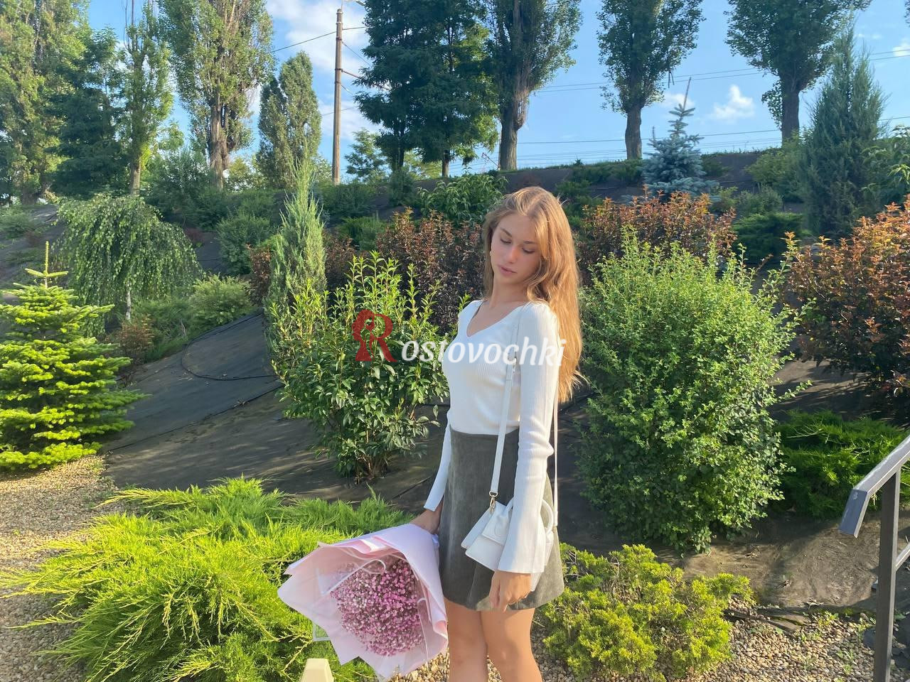 проститутка Андорра — возраст 23, рост 178, вес 64, размер груди 2