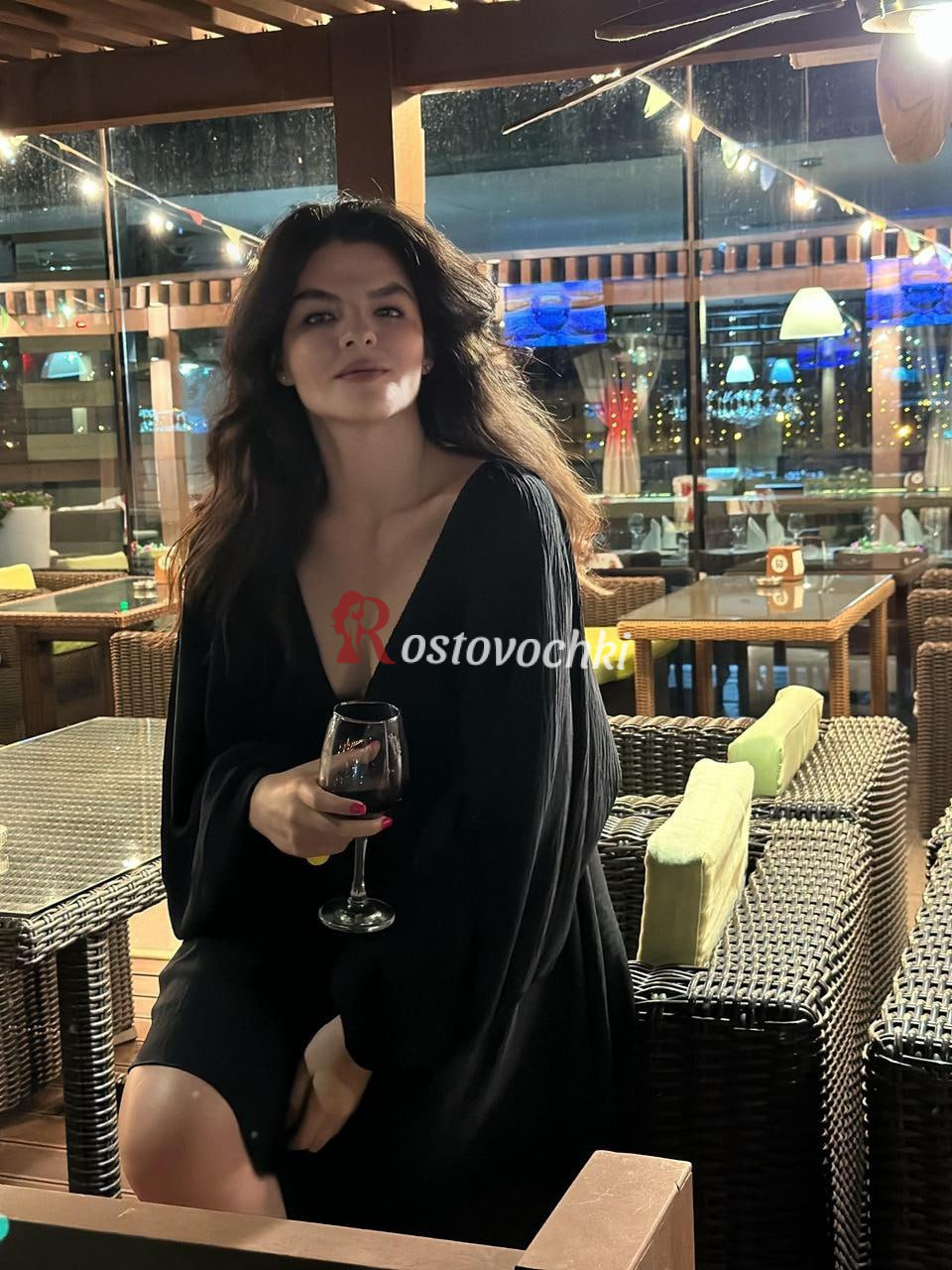 проститутка Сара — возраст 30, рост 174, вес 67, размер груди 3