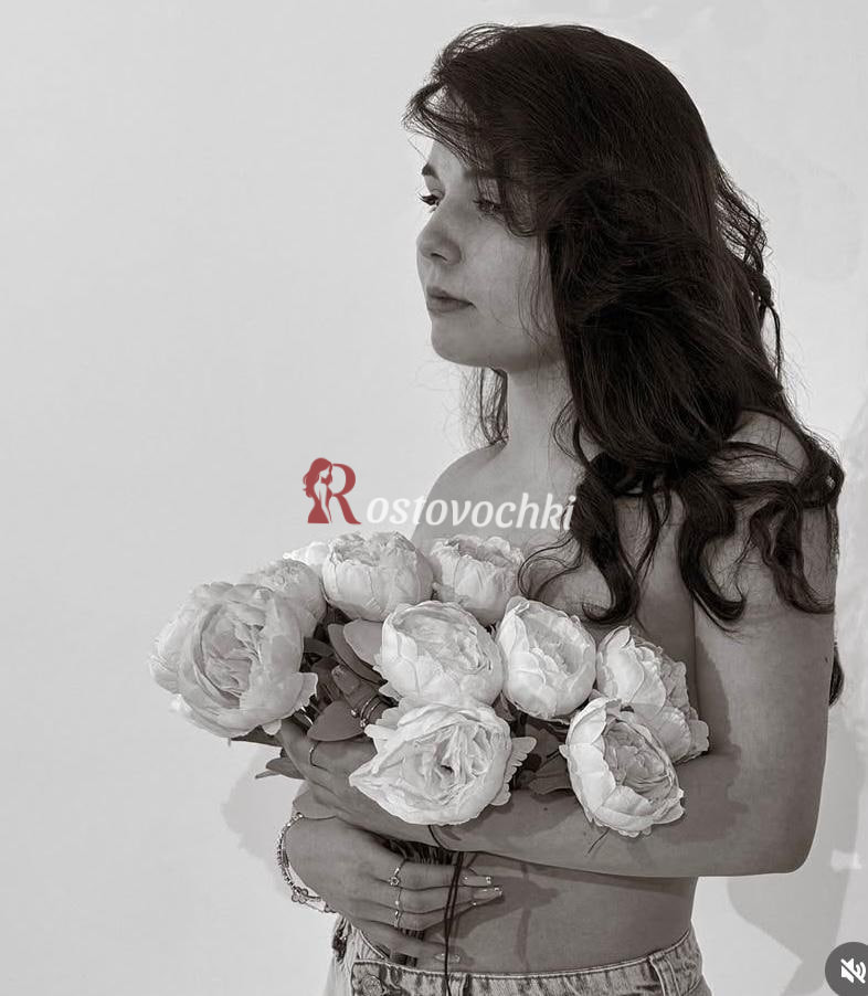 проститутка Рози — возраст 18, рост 160, вес 55, размер груди 2