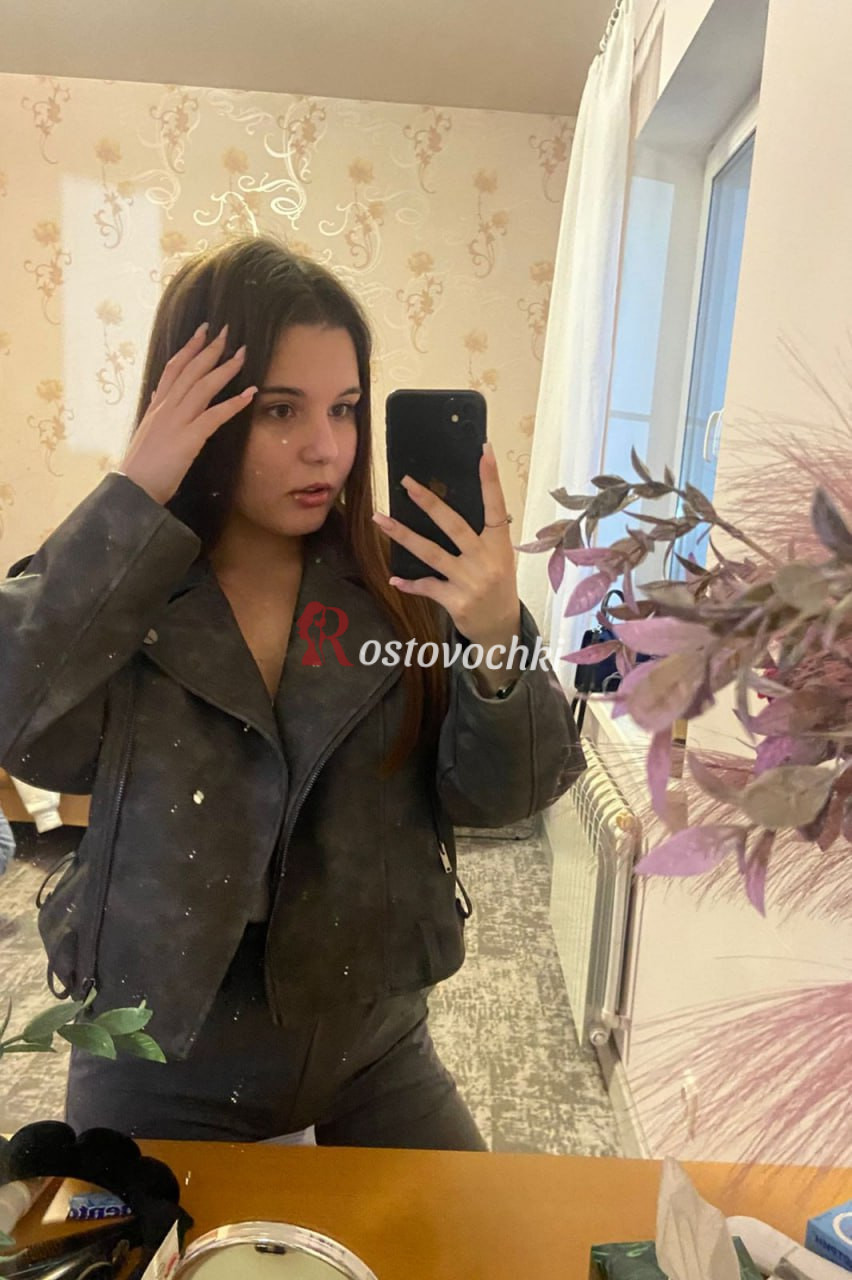 проститутка Рози — возраст 18, рост 160, вес 55, размер груди 2