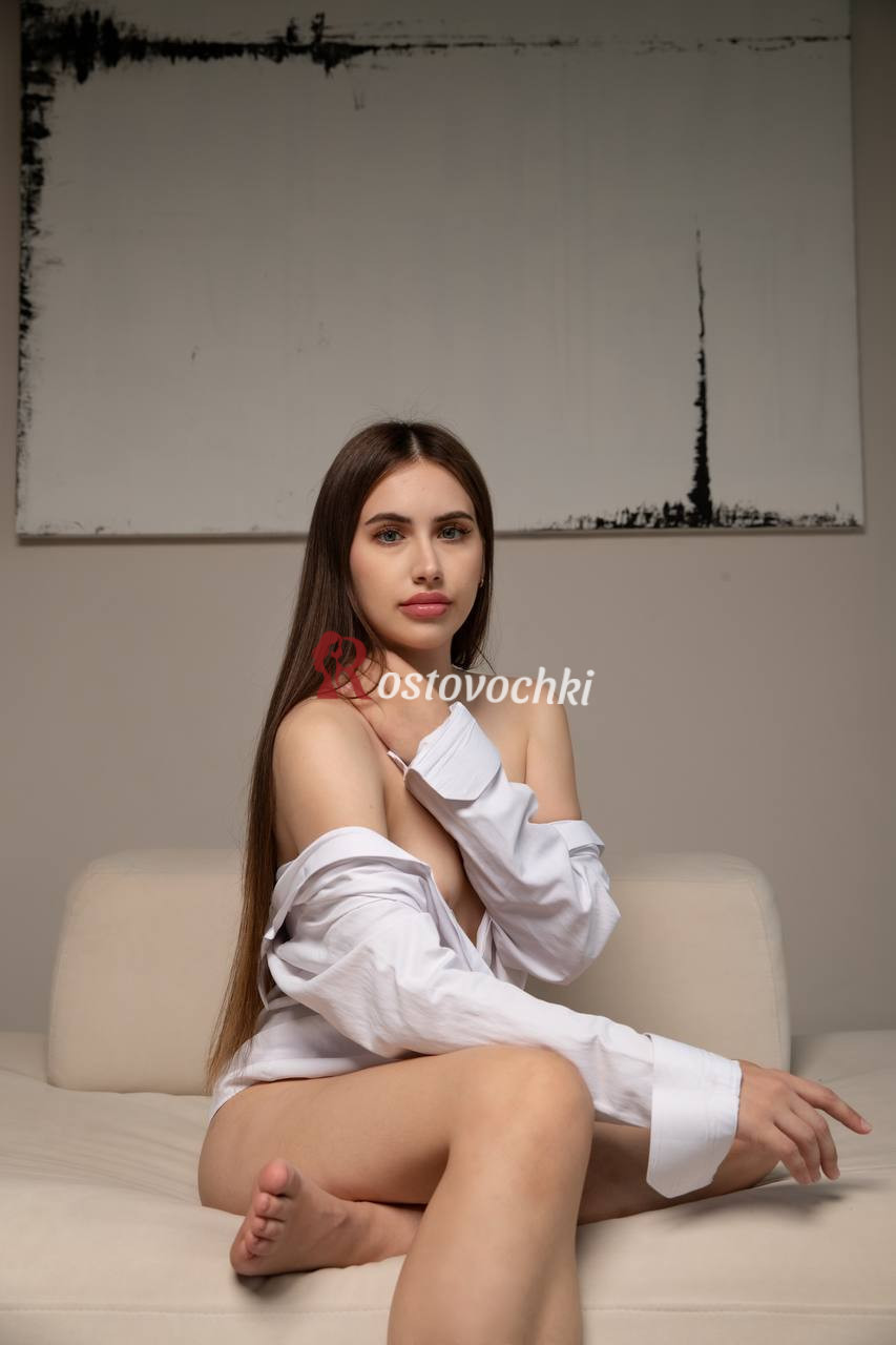 проститутка Лола — возраст 26, рост 168, вес 52, размер груди 2